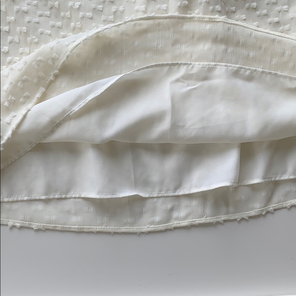 NWOT. Banana Republic. Off the shoulder blouse - Picture 4 of 4